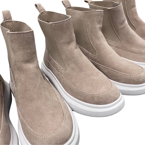 NWOB $89 Nurture
Atna Suede High Top Platform Sneaker Booties - Picture 1 of 4